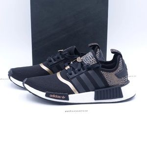 Adidas Originals Women's
NMD_R1 Sneakers GY6300
Black/Rose Gold